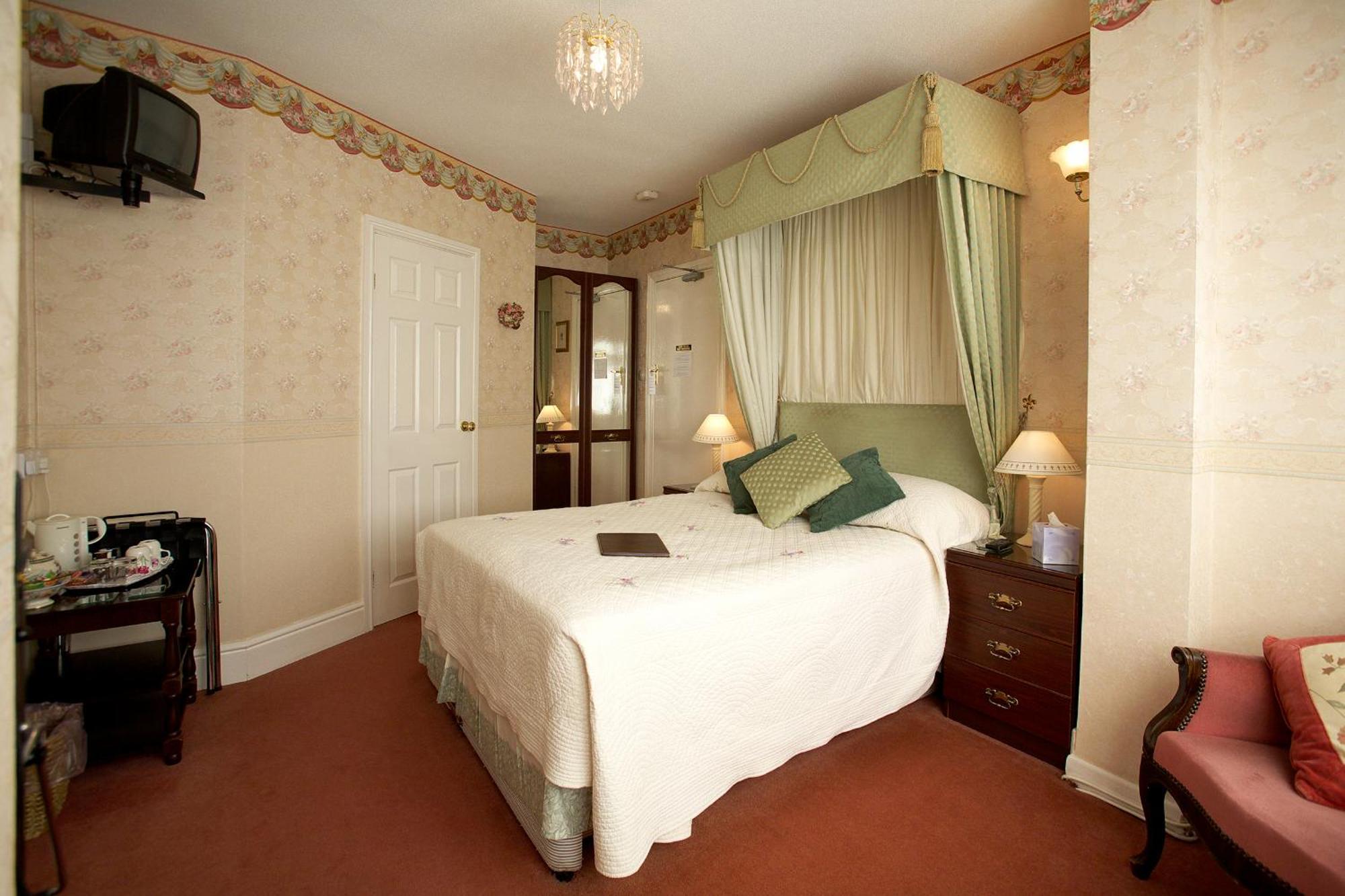 Moonraker House Hotel Stratford-upon-Avon Exterior photo